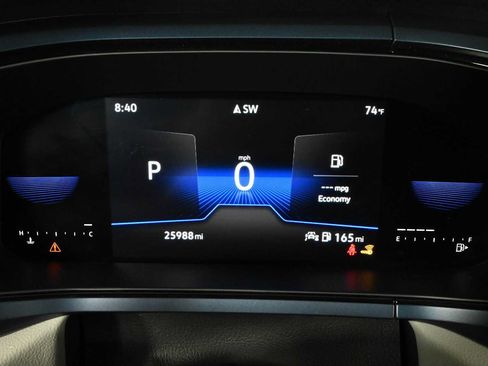 Certified 2023 Volkswagen Taos SE w/ Panoramic Sunroof Package FWD image 20