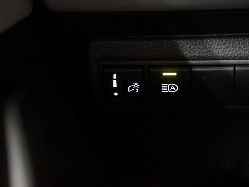 Used 2024 Toyota Corolla SE FWD image 24