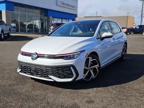 New 2025 Volkswagen GTI SE image 1