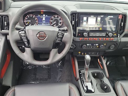 New 2025 Nissan Frontier PRO-4X w/ Pro Premium Package image 5