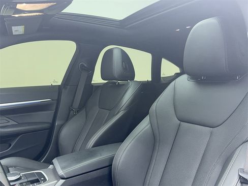 Used 2023 BMW i4 eDrive40 w/ M Sport Package image 41