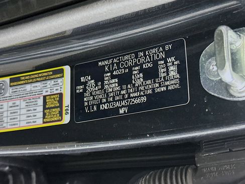 Used 2025 Kia Soul LX w/ LX Technology Package image 12