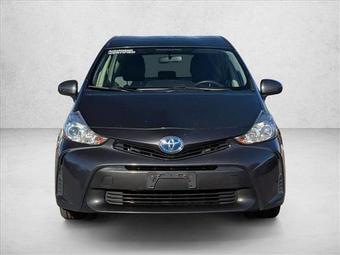Used 2016 Toyota Prius V Two image 2