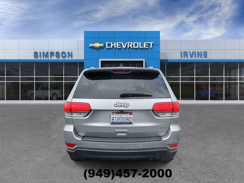 Used 2019 Jeep Grand Cherokee Laredo image 7