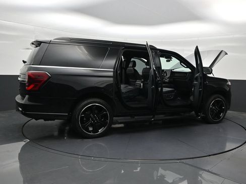 Used 2024 Ford Expedition Max Limited AWD/4WD image 33