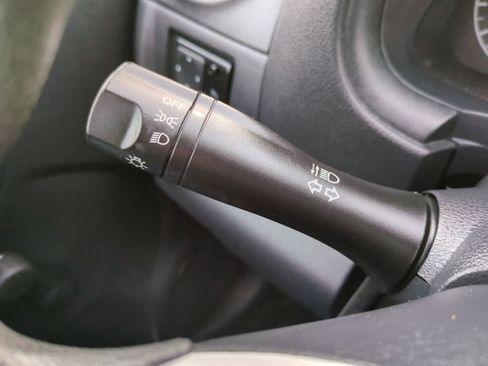 Used 2017 Nissan Versa S Plus image 26