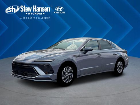 New 2026 Hyundai Sonata Blue image 2
