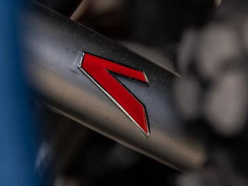 Used 2025 Jeep Gladiator Sport image 47