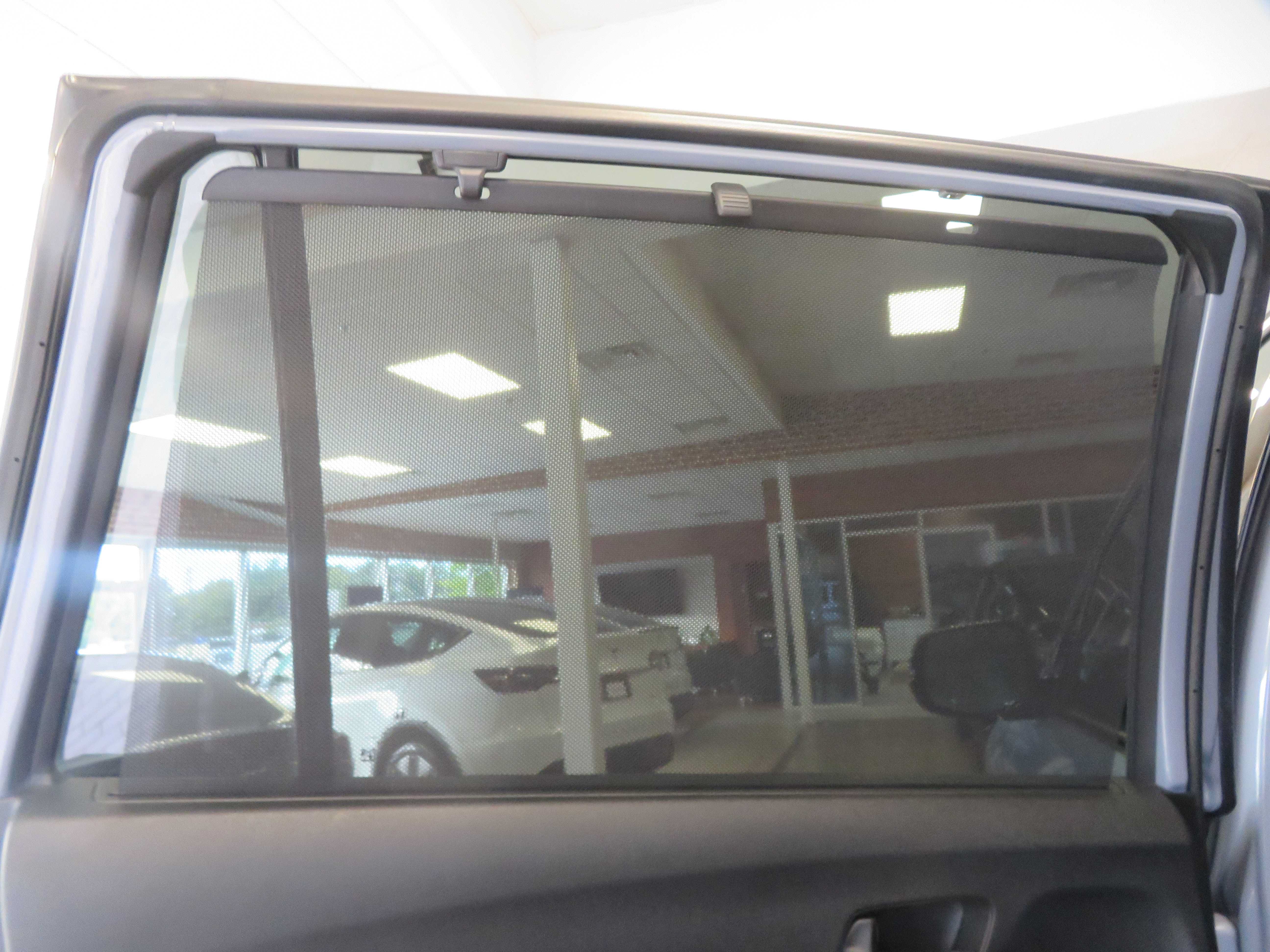 Used 2022 Honda Pilot Black Edition image 19