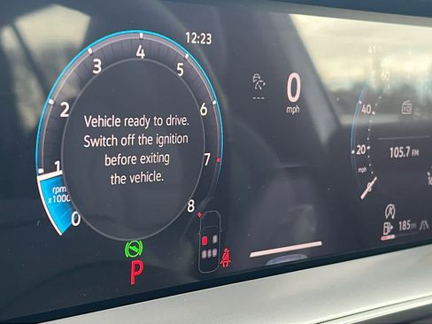 New 2026 Volkswagen Tiguan SE R-Line image 21