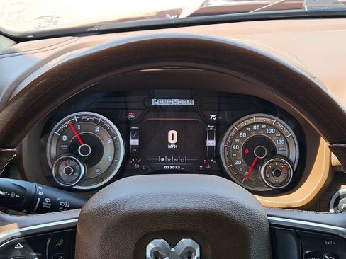 Used 2021 RAM 1500 Limited AWD/4WD image 16