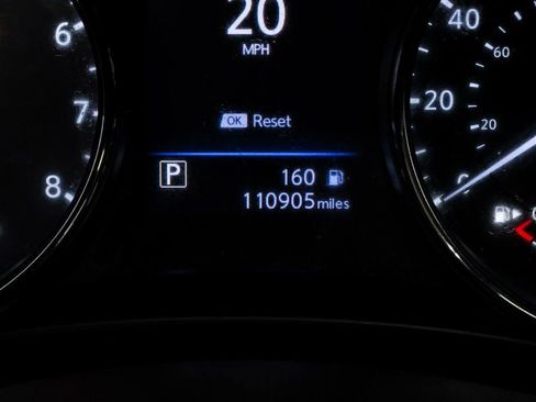 Used 2019 Nissan Rogue Sport SL w/ Premium Package image 23