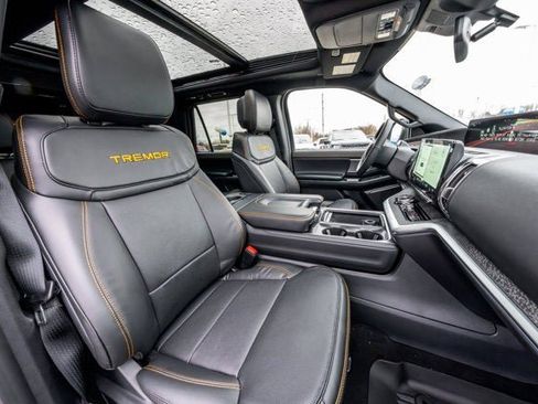 New 2026 Ford Expedition Tremor image 78