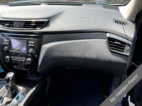 Used 2018 Nissan Rogue Sport S AWD/4WD image 15