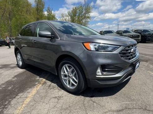 Used 2022 Ford Edge SEL w/ Convenience Package AWD/4WD image 2