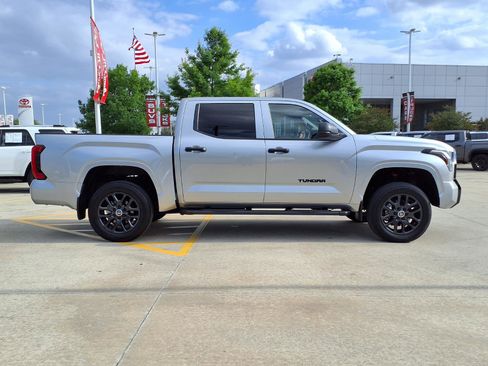 Used 2026 Toyota Tundra SR image 4