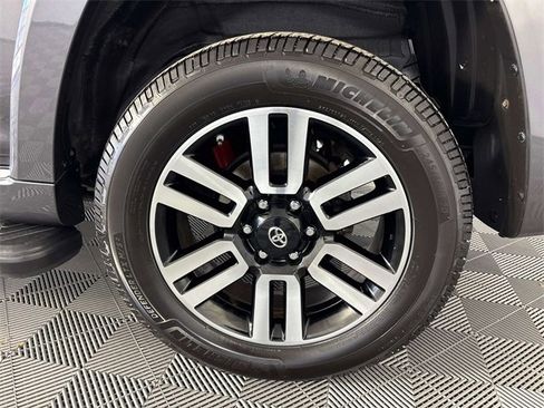 Used 2021 Toyota 4Runner Limited image 3