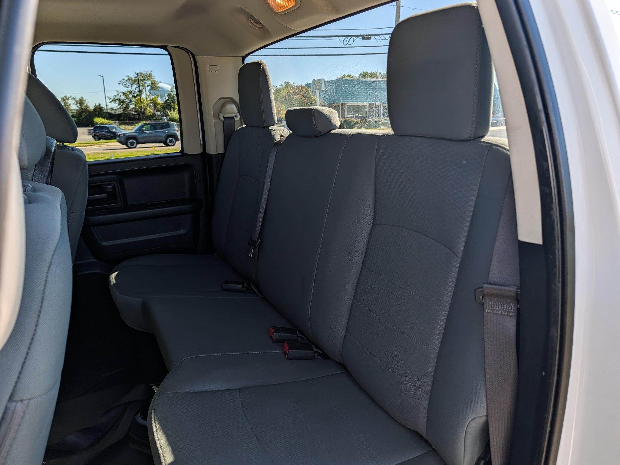 Used 2017 RAM 1500 Express w/ Express Value Package AWD/4WD image 18
