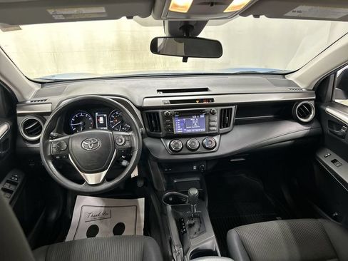 Used 2018 Toyota RAV4 LE w/ All Weather Liner Package AWD/4WD image 18