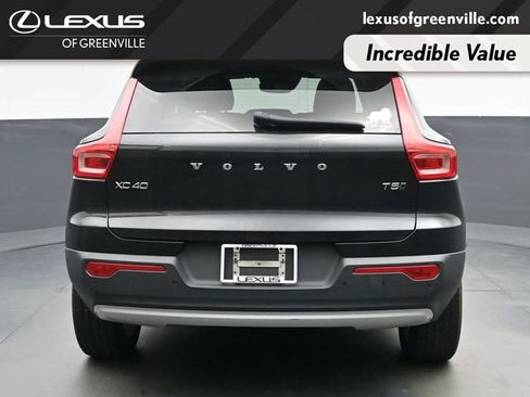 Used 2019 Volvo XC40 T5 Momentum AWD/4WD image 7