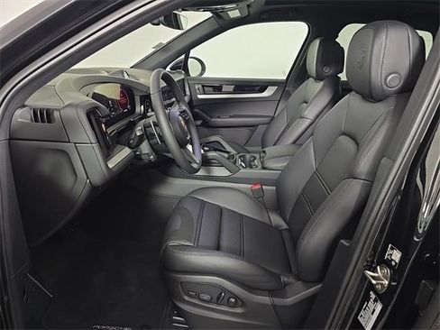 New 2026 Porsche Cayenne E-Hybrid image 5