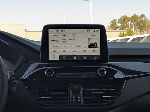 New 2025 Ford Escape ST-Line w/ Equipment Group 301A image 22