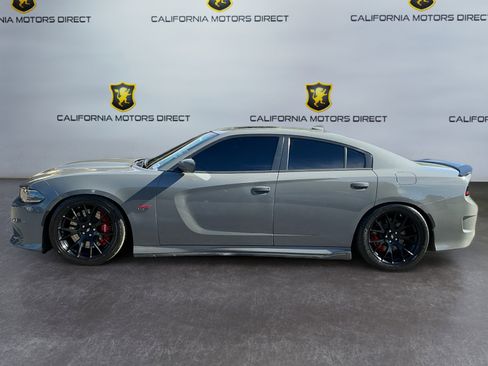 Used 2019 Dodge Charger Scat Pack w/ Dynamics Package image 8