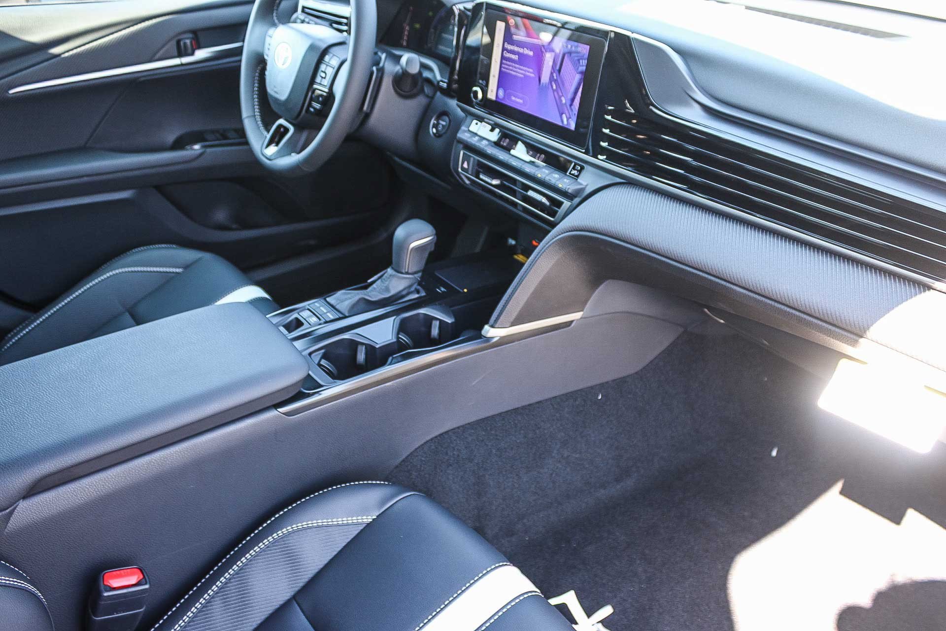 New 2026 Toyota Camry SE FWD image 19