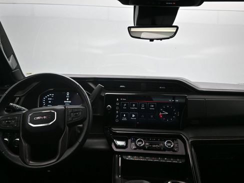 Used 2024 GMC Sierra 2500 AT4X w/ AT4X AEV Edition AWD/4WD image 21
