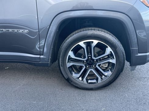 Certified 2024 Jeep Compass Limited image 7