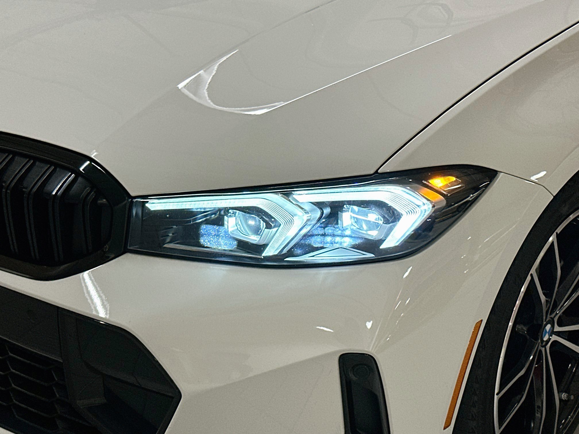 Certified 2024 BMW 330i Sedan w/ M Sport Package RWD image 29