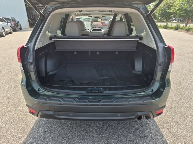 Used 2023 Subaru Forester Limited AWD/4WD image 31