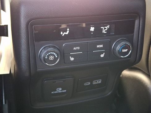 Used 2023 GMC Acadia AT4 w/ Technology Package AWD/4WD image 12