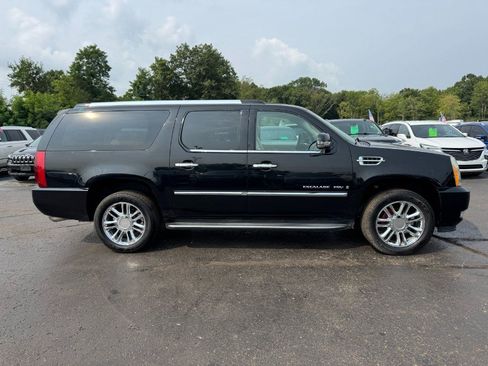 Used 2007 Cadillac Escalade ESV AWD image 6