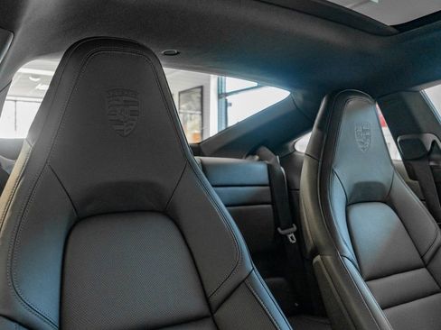 Certified 2025 Porsche 911 Carrera RWD image 30