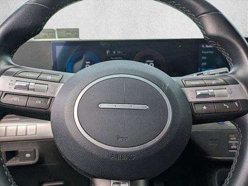 Used 2025 Hyundai Kona SEL AWD/4WD image 14