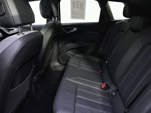 Used 2022 Audi Q4 e-tron Premium w/ Convenience Package image 21