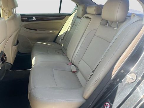 Used 2014 Hyundai Genesis 3.8 image 23