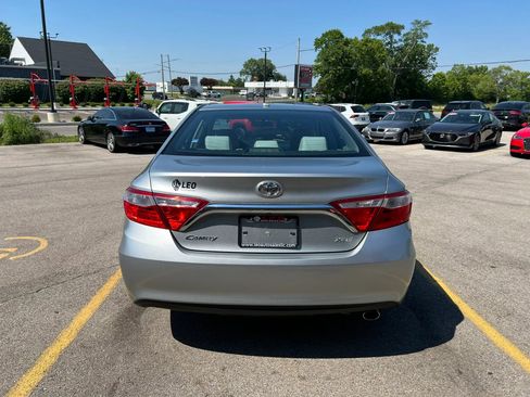 Used 2017 Toyota Camry XLE FWD image 6