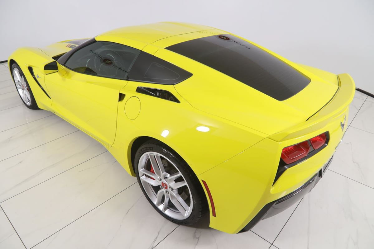 Used 2016 Chevrolet Corvette Stingray Coupe RWD image 32