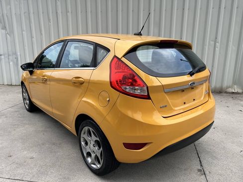 Used 2011 Ford Fiesta SES w/ 301A Rapid Spec Order Code FWD image 5