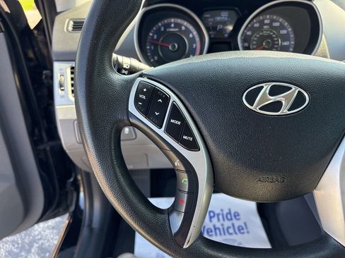 Used 2012 Hyundai Elantra GLS w/ Preferred Pkg 3 FWD image 28