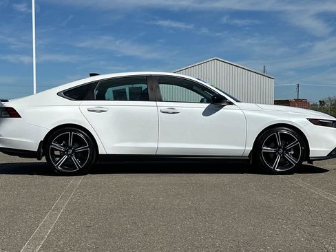 Certified 2023 Honda Accord Sport image 2