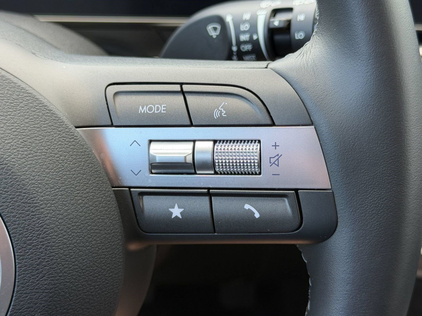 Used 2026 Hyundai Kona SEL Sport FWD image 19
