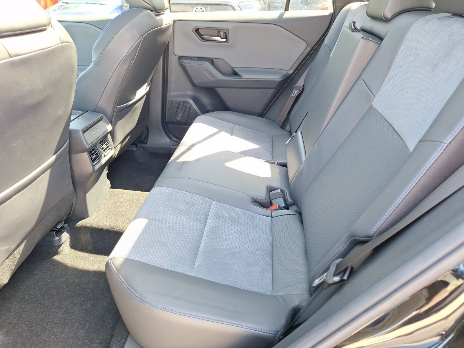 Used 2026 Toyota RAV4 XSE w/ Panoramic Sun Roof Package AWD/4WD image 30