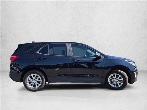 Used 2020 Chevrolet Equinox LS FWD image 4
