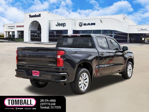 Used 2023 Chevrolet Silverado 1500 Custom image 7