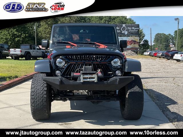 Used 2017 Jeep Wrangler Unlimited Rubicon AWD/4WD image 2