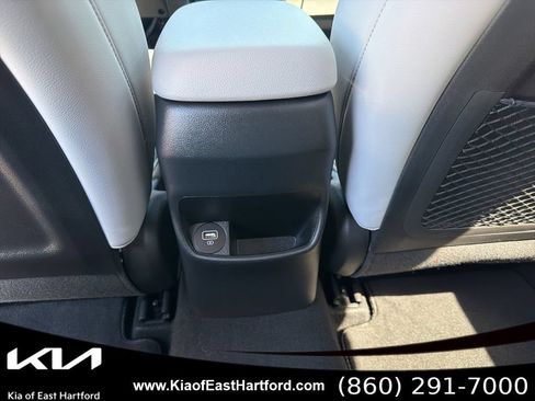 Used 2023 Hyundai Kona Limited AWD/4WD image 20