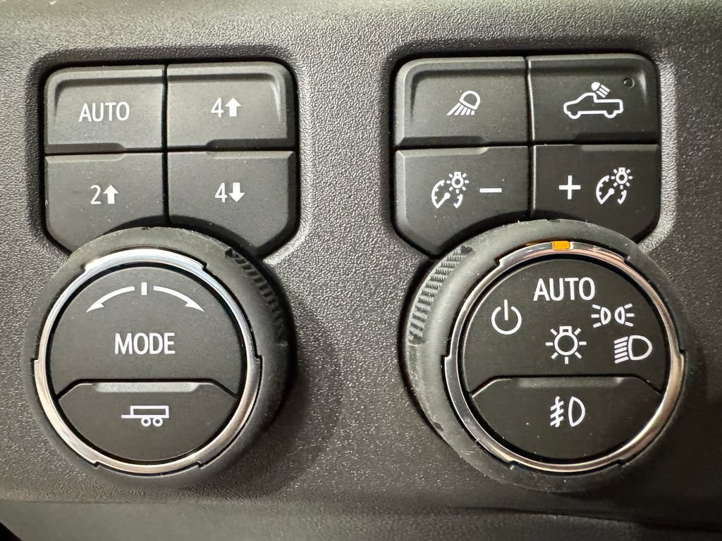 New 2026 Chevrolet Silverado 1500 RST w/ RST All Star Premium Package AWD/4WD image 23